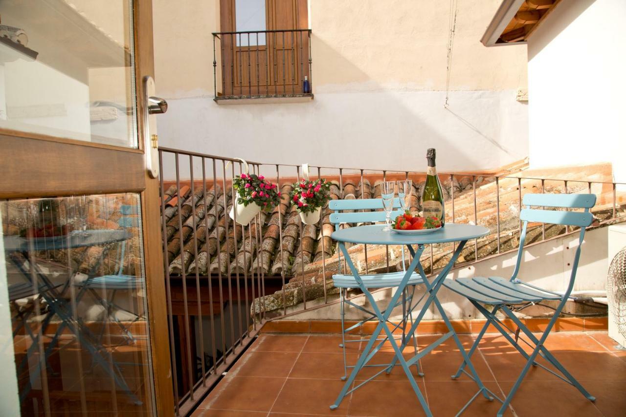 Elements Rooms Toledo Exterior photo